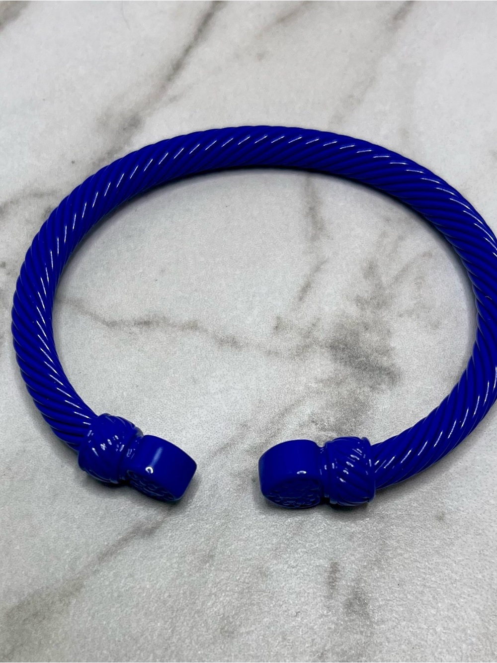 🆕 Plunder Deep Blue Twisted Cuff Bracelet